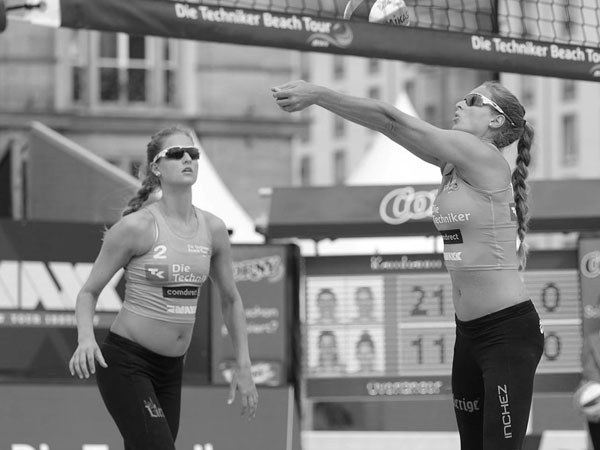 Lena & Sarah Overländer